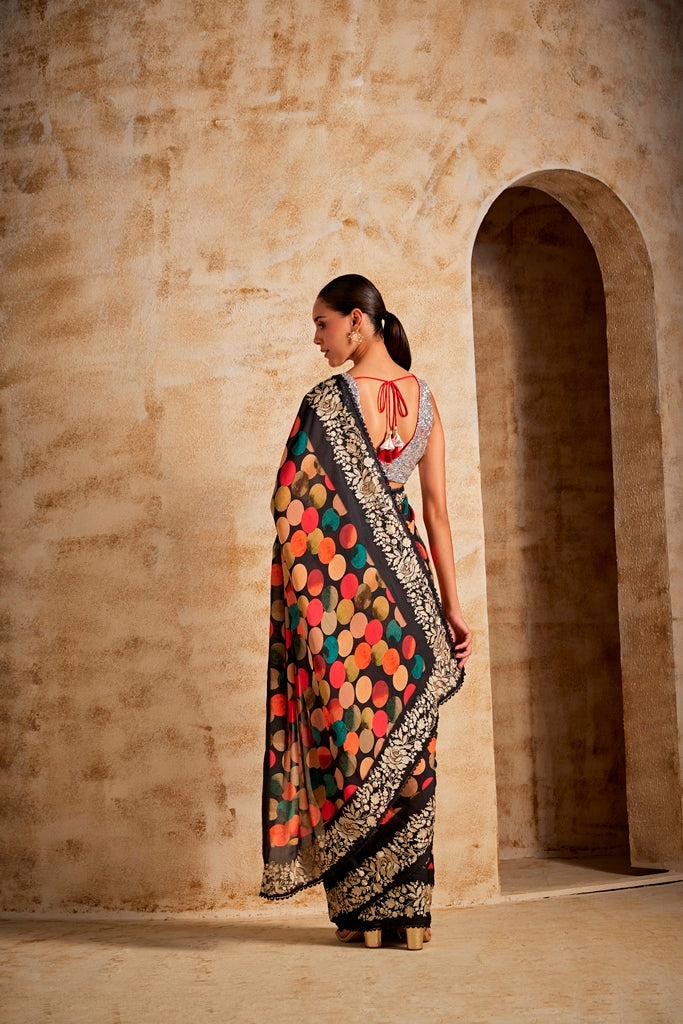 Neeru's Printed Crepe Fabric Saree