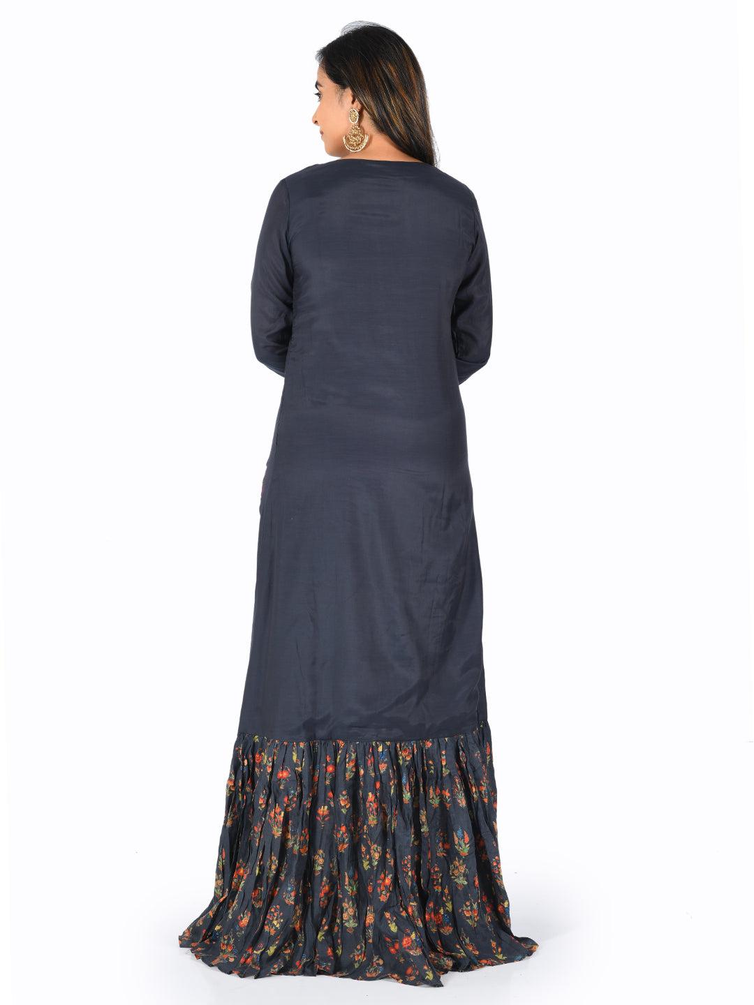 Neeru's Navy Embroidered Straight Kurta