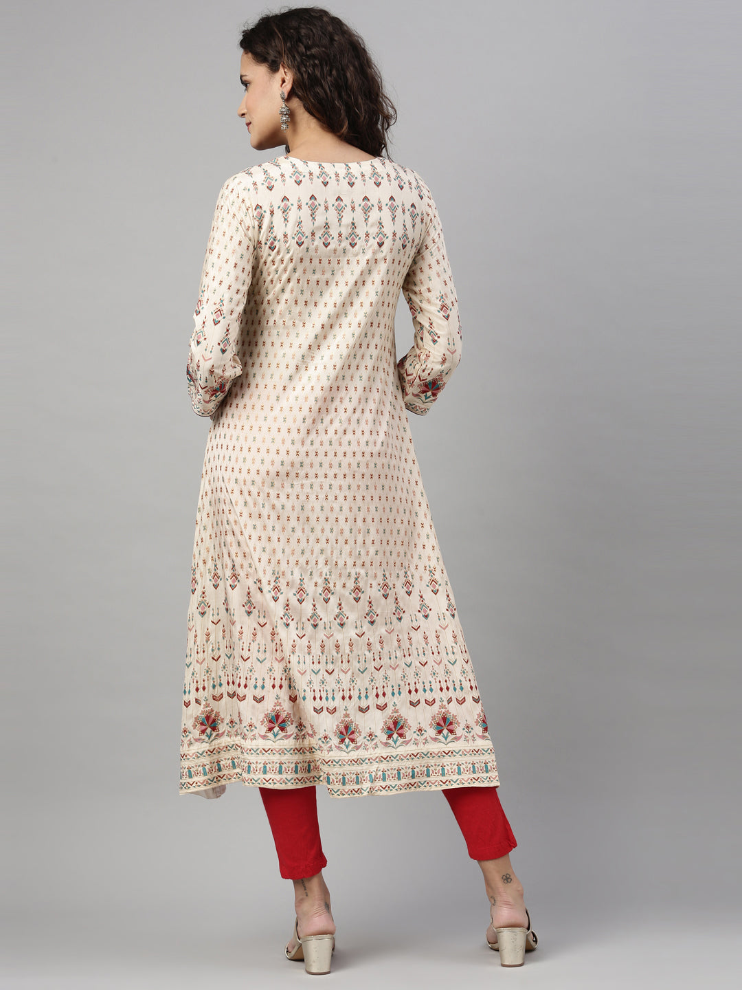 Neeru's Cream Color Santoon Fabric Kurta