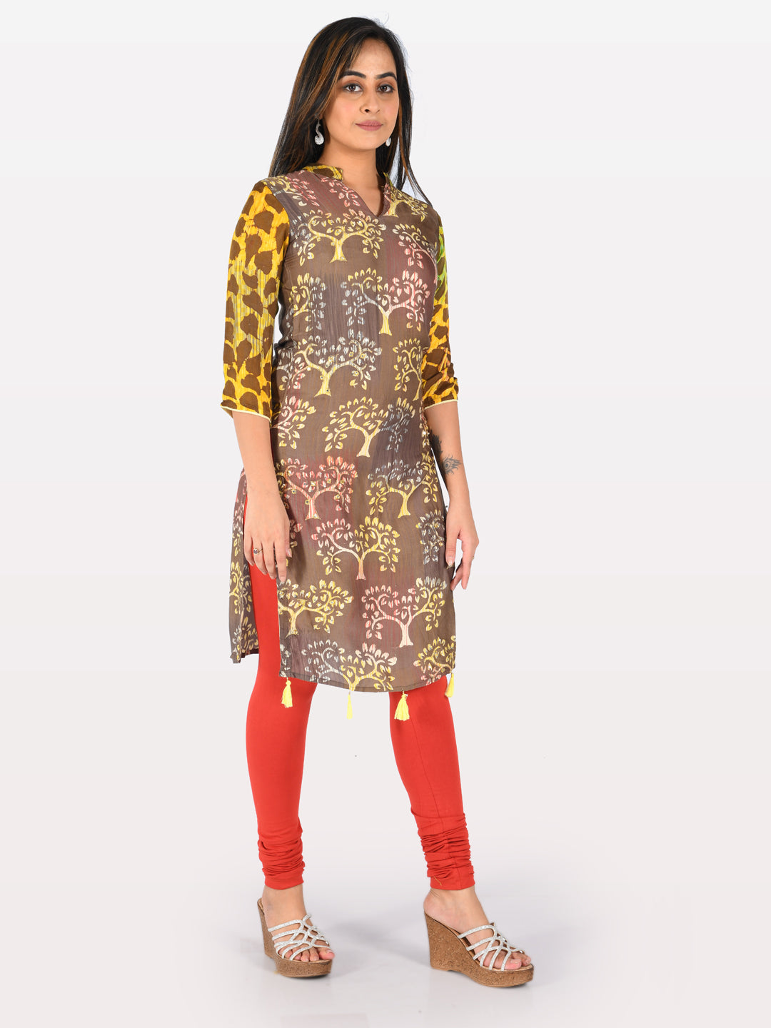 Neeru's Multicolor Printed Straight Kurta