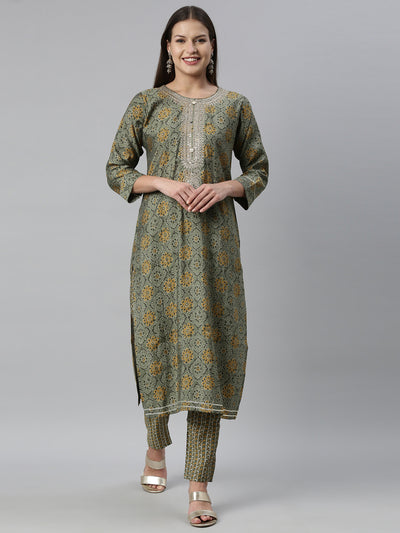 Neeru's Green Color Muslin Fabric Kurta Set