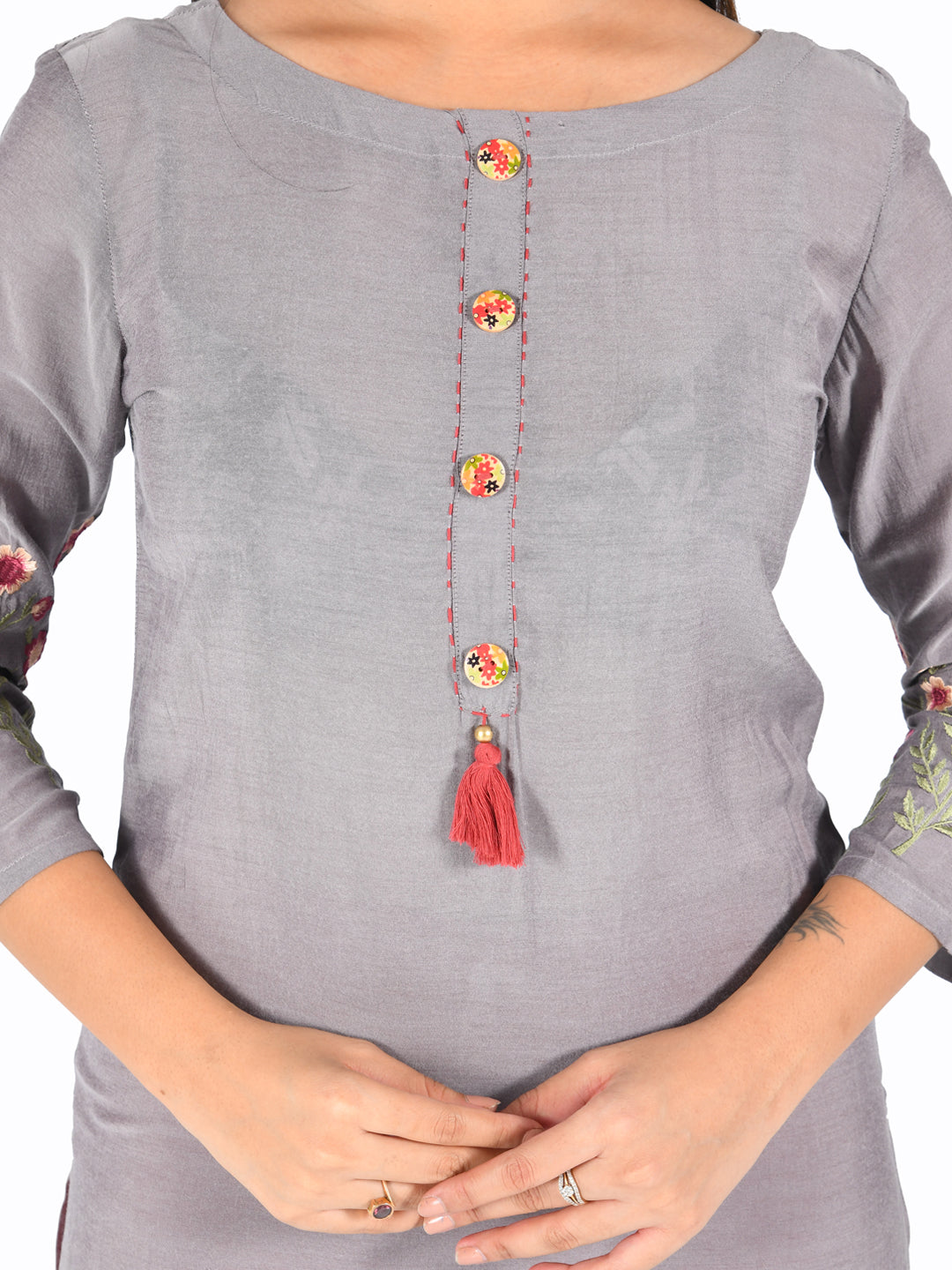 Neeru's Grey Embroidered Straight Kurta