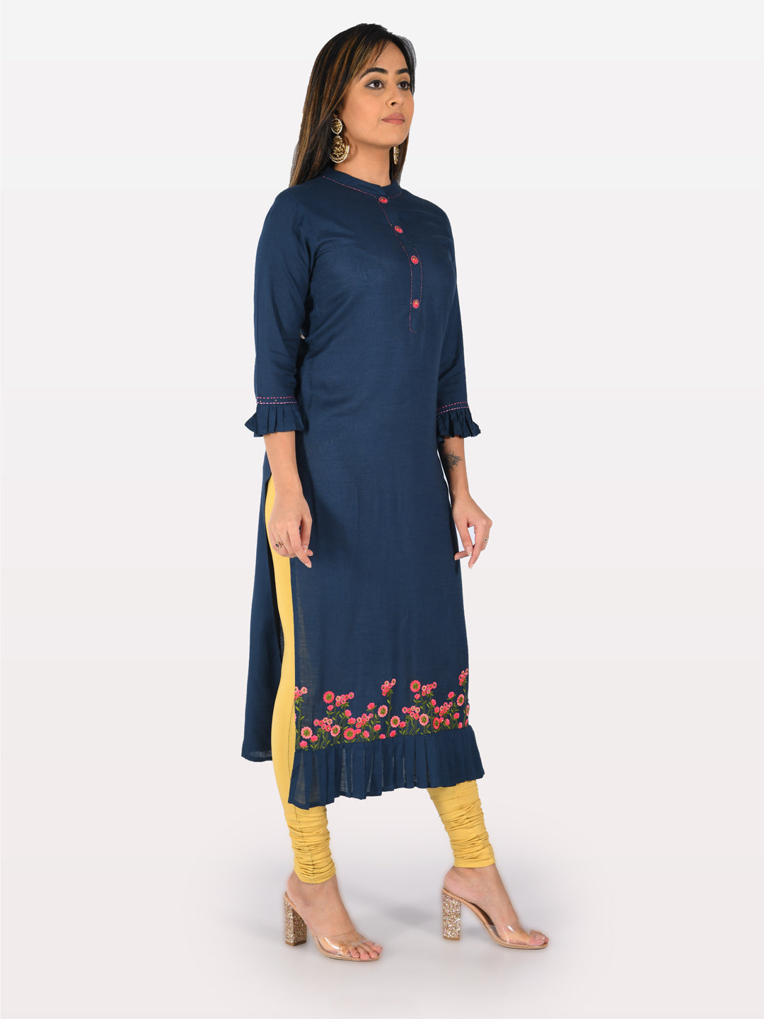 Neeru's Blue Printed Straight Kurta