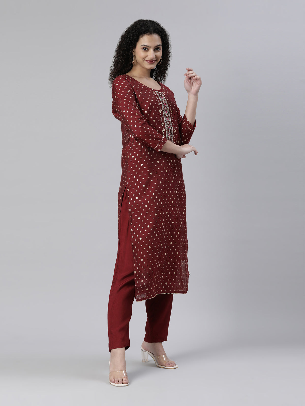 Neeru's Maroon Regular Knee Length Printed Readymade suits