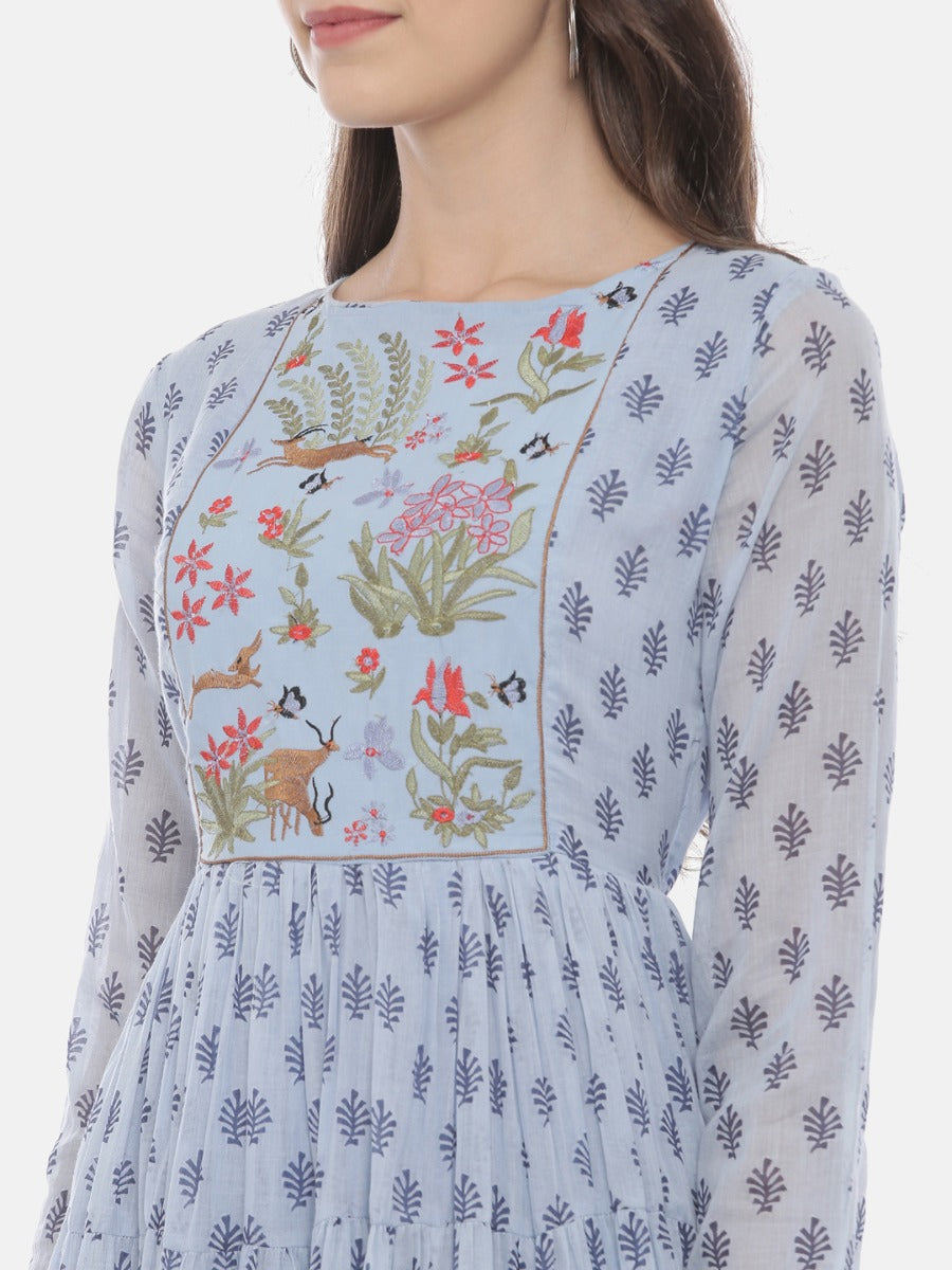 Neeru's Blue Embroidered Fit & Flare Kurta