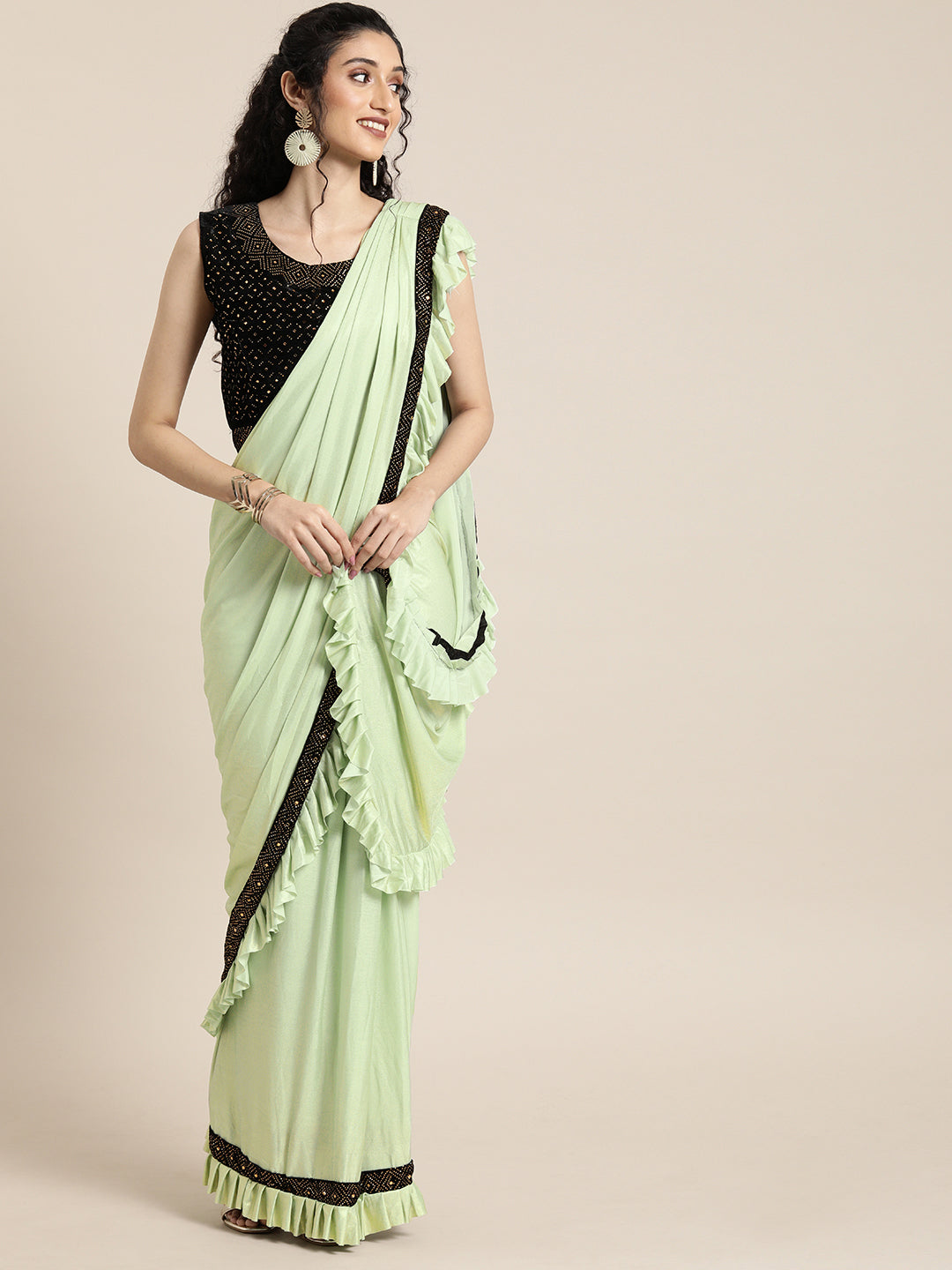 Neeru's Green Solid Ready To Wear Saree With Blouse