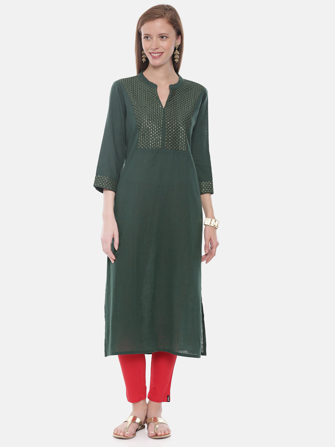 Neeru's Green Embellished Straight Kurta