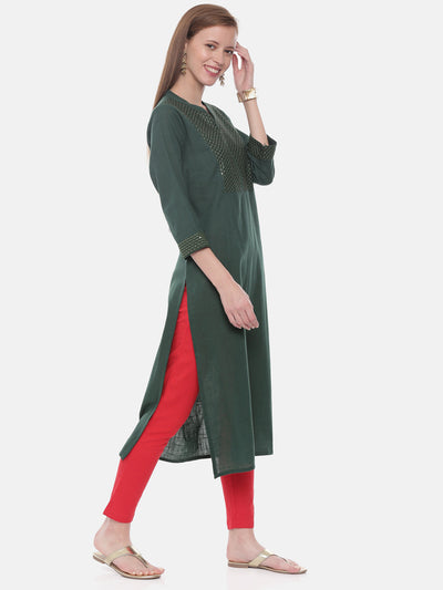 Neeru's Green Embellished Straight Kurta