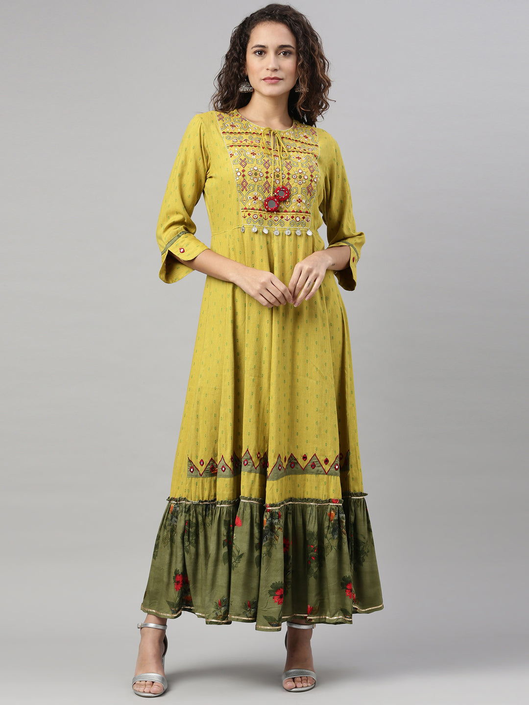 Neeru's Green Color Slub Rayon Fabric Kurta