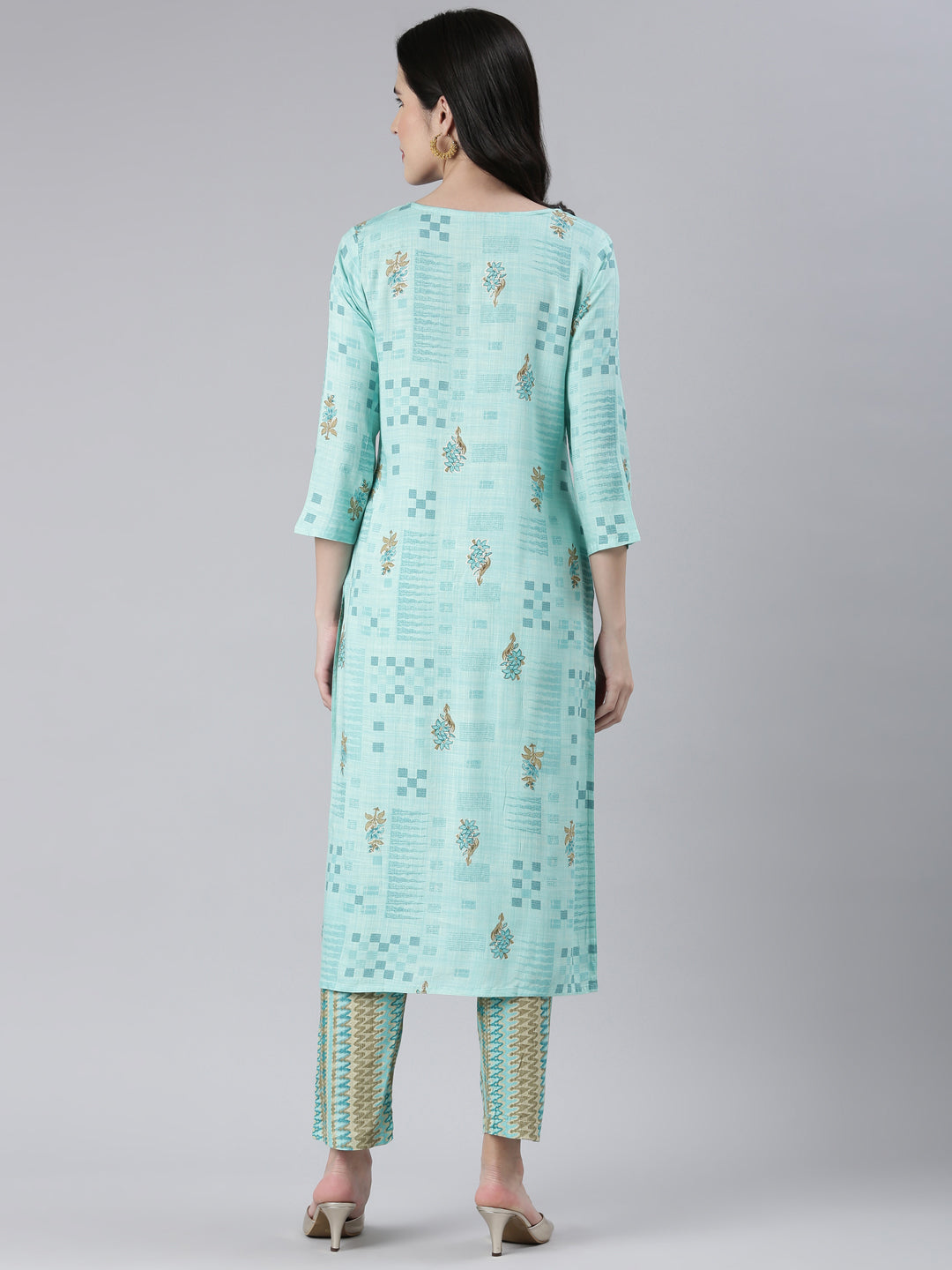 Neeru's Women Sea Green Embroidered Calf Length Kurta And Trousers