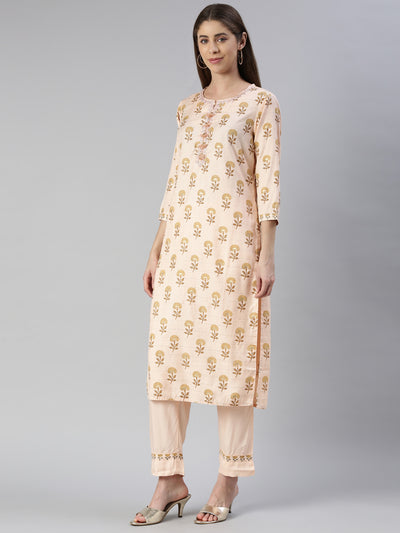 Neeru's Women Peach Printed Calf Length Kurta And Trousers With Dupatta