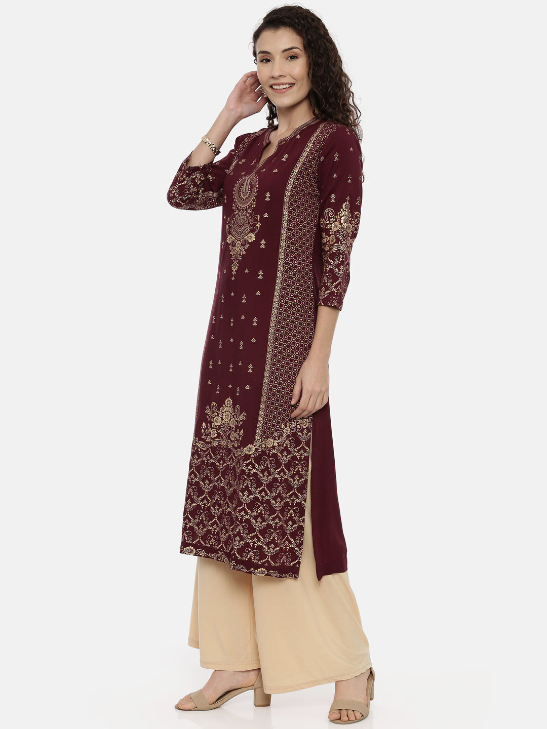 Neeru's Maroon Printed Straight Kurta