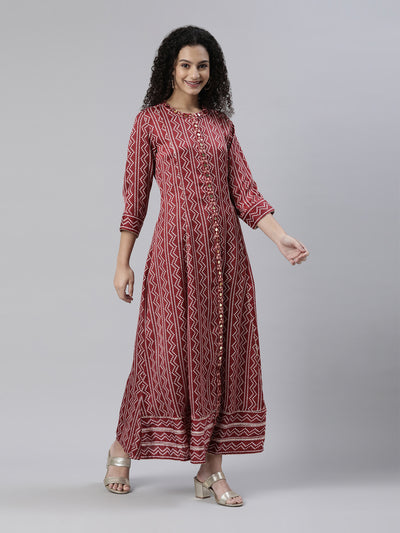 Neeru's Maroon Straight Casual Printed Dress