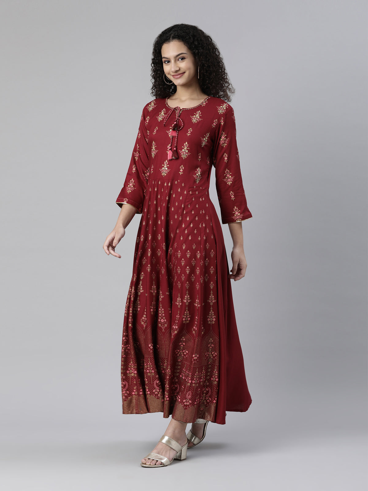 Neeru's Maroon Straight Ethnic Printed Dress