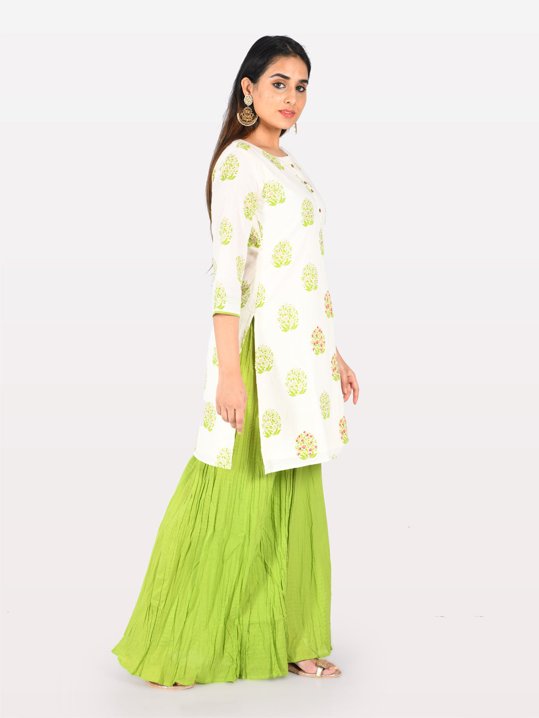 Neeru's Off White Printed Straight Kurta