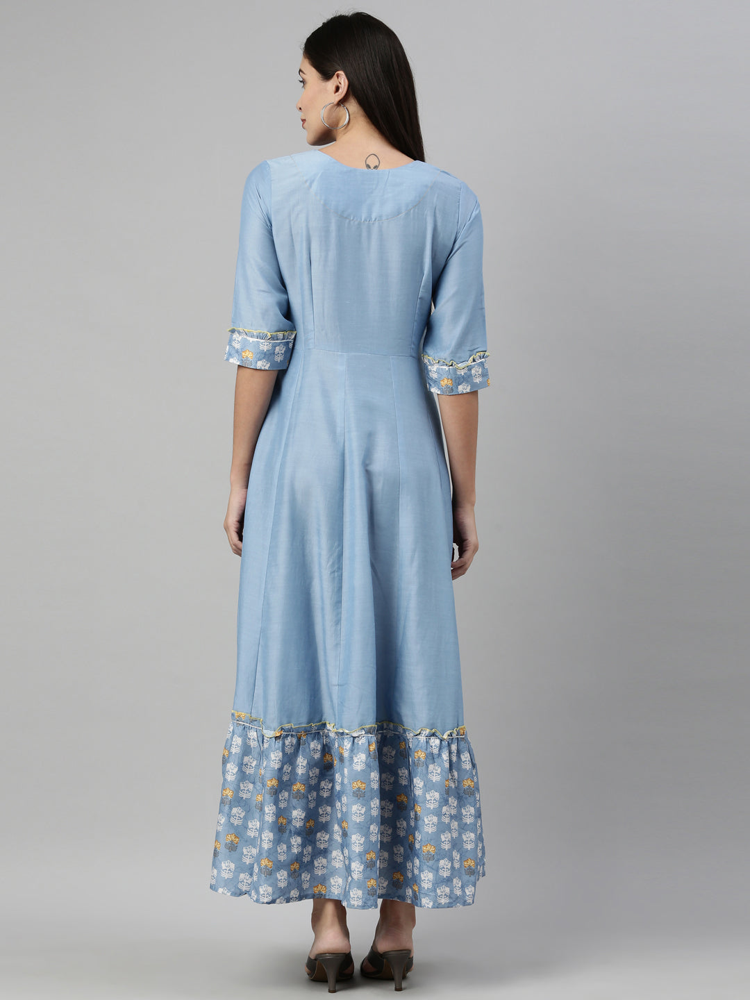 Neeru's Sky Blue Color Muslin Fabric Kurta