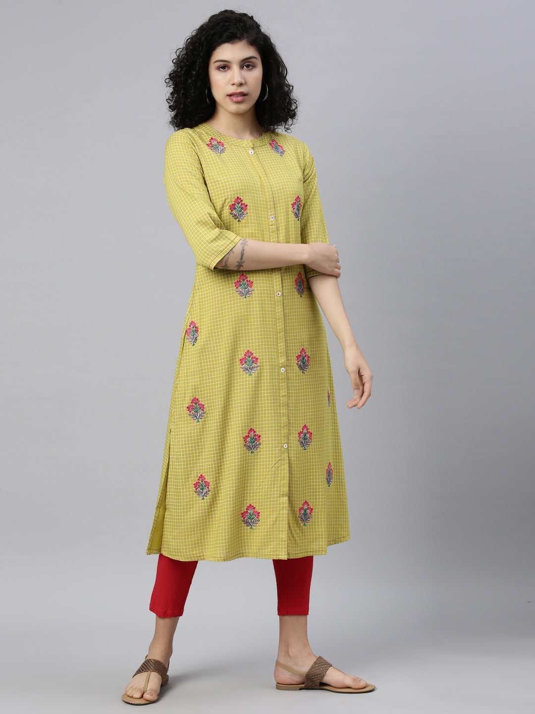 Neeru's Green Color Rayon Fabric Kurta