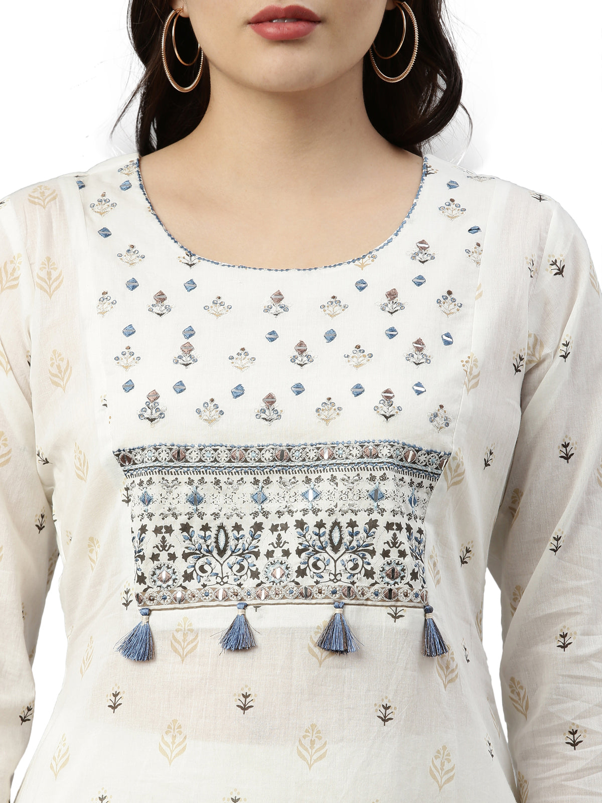 Neeru's White Color Cotton Fabric Kurta Set