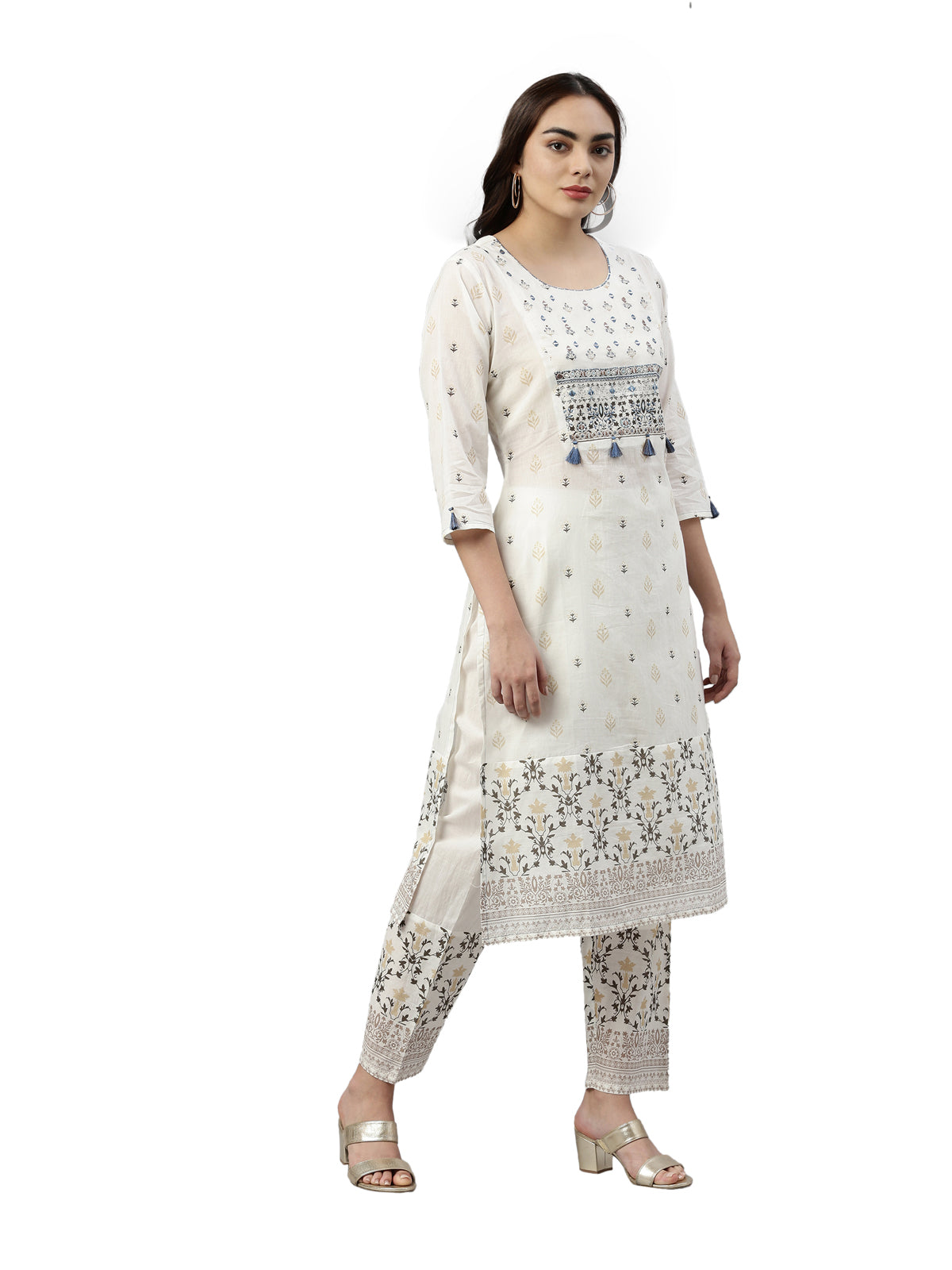 Neeru's White Color Cotton Fabric Kurta Set