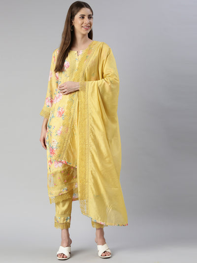 Neeru's Women M Green Printed Calf Length Kurta And Trousers With Dupatta