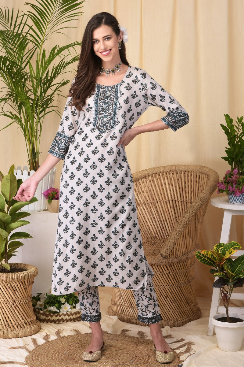 Neeru's Gray Colour Cotton Fabric Suit